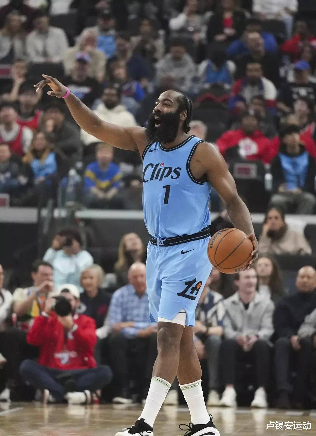 OD体育平台-关于NBA常规赛赛前再迎强敌，布鲁克林篮网迎来里程碑，主帅态度：引发热议，更衣室氛围转暖的信息